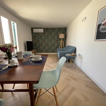 La Casaruccia Apartment *